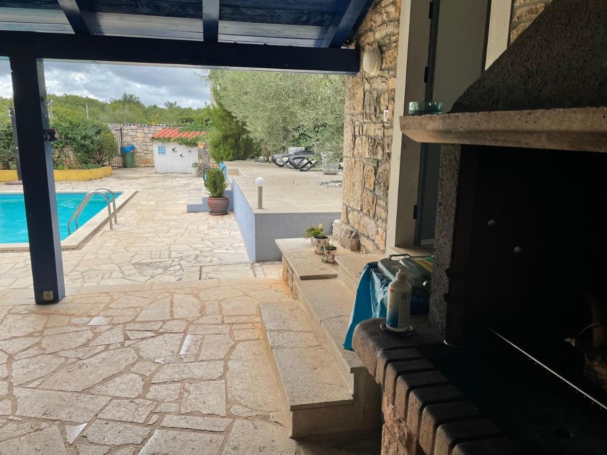 Holiday Home Ava1 With Pool & Holiday Home Ava2 With Whirlpool Baderna Exterior foto