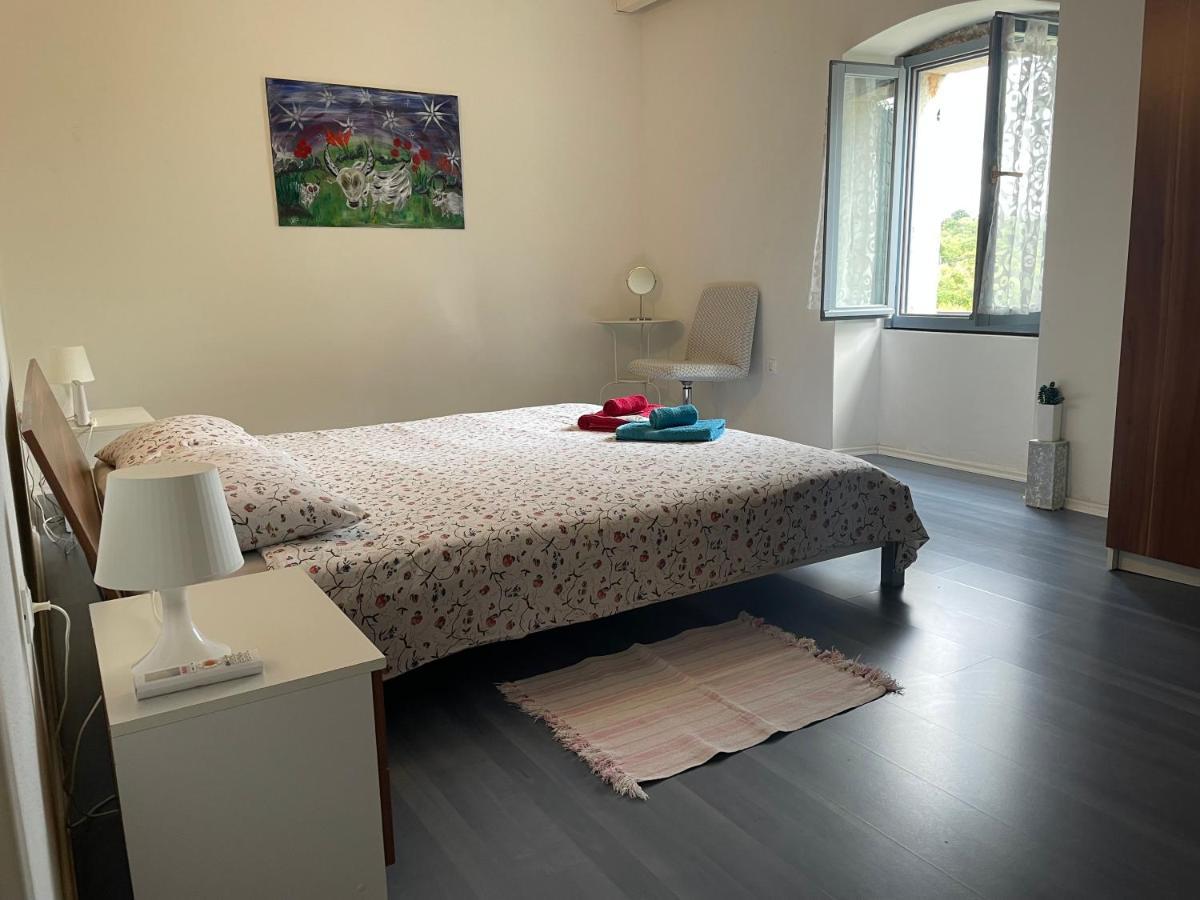 Holiday Home Ava1 With Pool & Holiday Home Ava2 With Whirlpool Baderna Exterior foto
